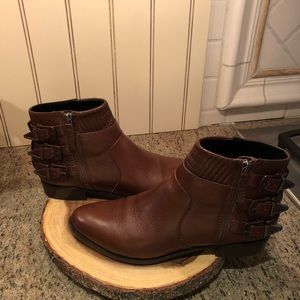Dolce Vita brown leather bootie.